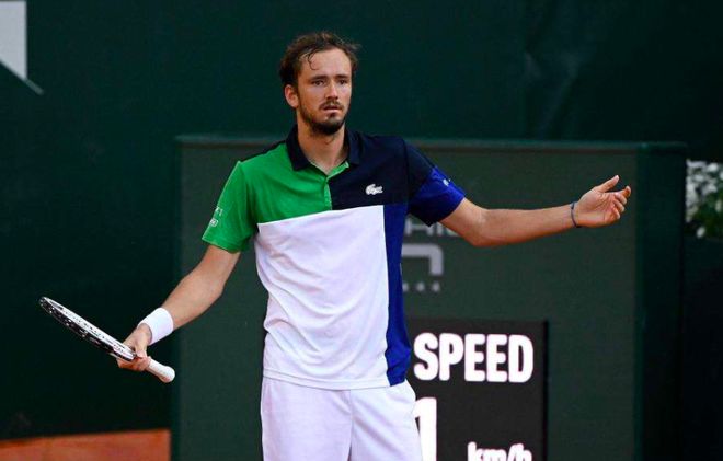 上进行的竞 上进行的竞